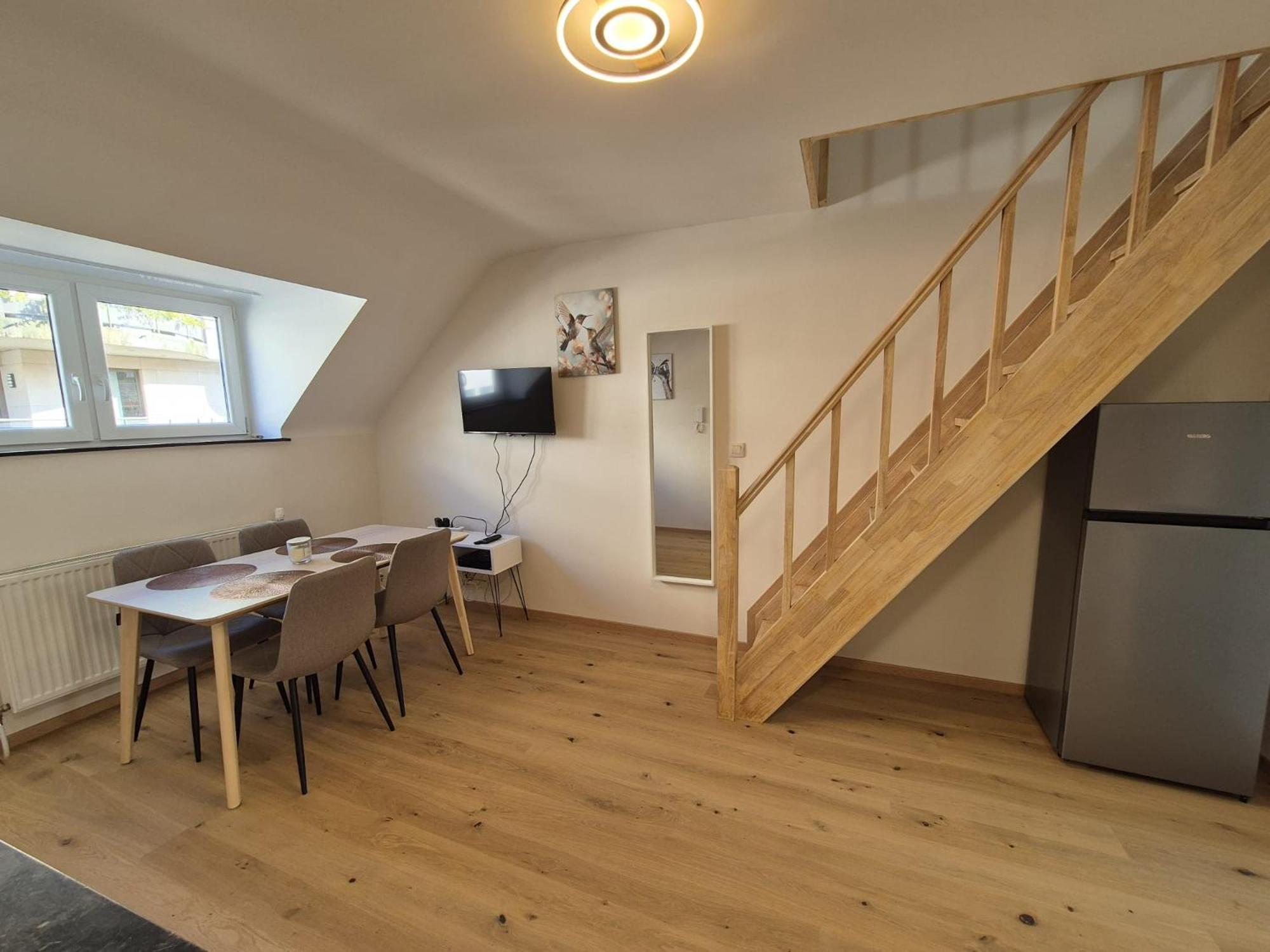 Cosy Duplex In Center Of Apartamento Bruxelas
